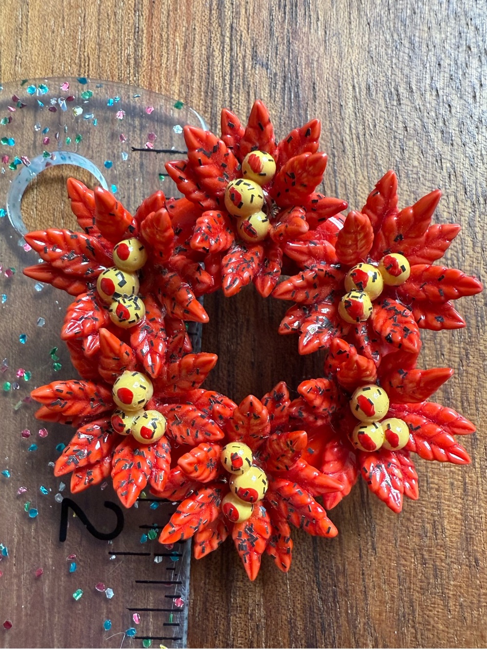 Vintage Christmas Holiday Poinsettia Flower Red Floral Leaf Brooch Pin